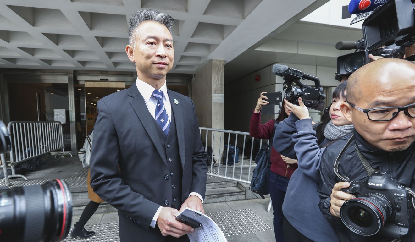 Chief Inspector Wong Cho-shing arrives at the High Court on December 15, 2017. Photo: Nora Tam