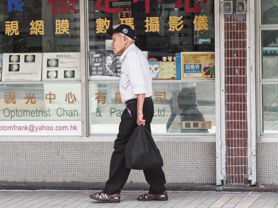 Sha Tin is popular with the elderly. Photo: Manami Okazaki