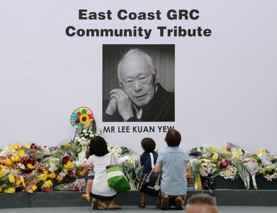 People paying their respects at a memorial to Lee Kuan Yew in Singapore. Cheah Siew Im pretended to be the former prime minister’s granddaughter. Photo: Singapore Ministry of Communication and Information via EPA