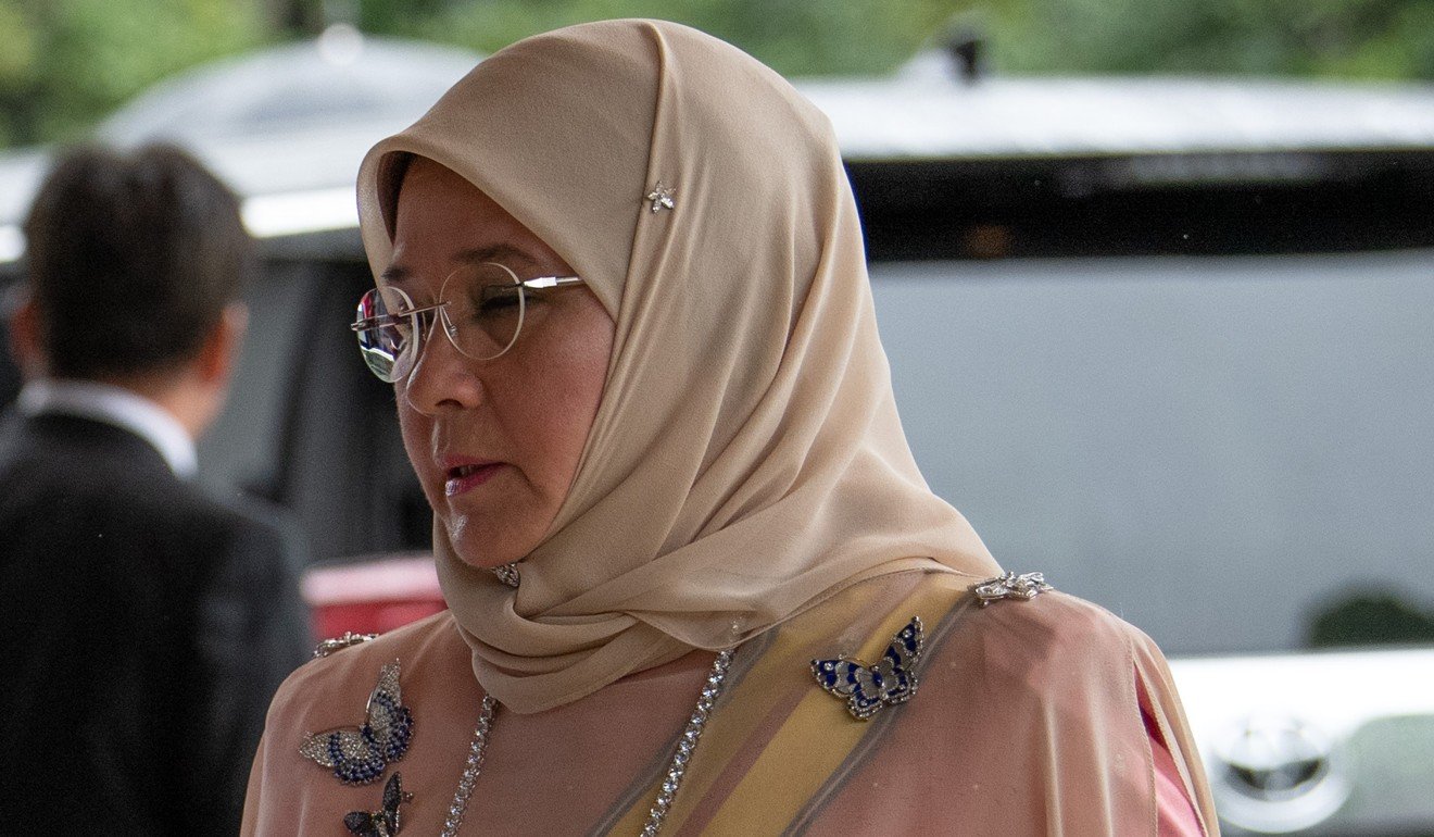 Singapore leader Lee Hsien Loong thanks Malaysian queen for u0027royal 