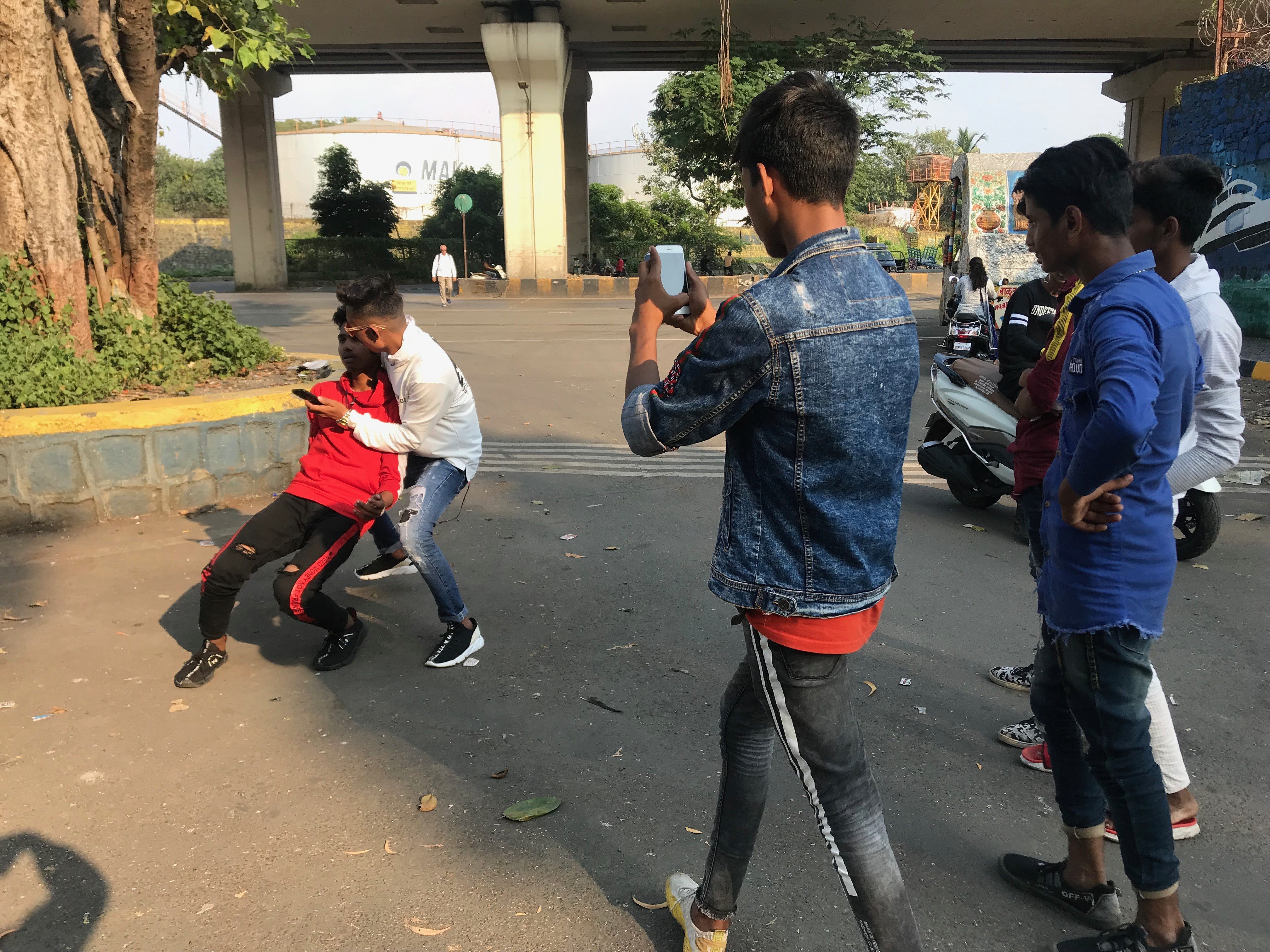 Who Is Mumbi Ann? The Tiktok Sensation You Need To Know - 98b5tej