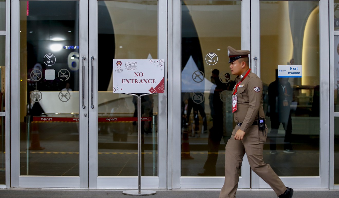 A Thai policeman outside the venue for the 35th Asean Summit in Nonthaburi province. Photo: EPA