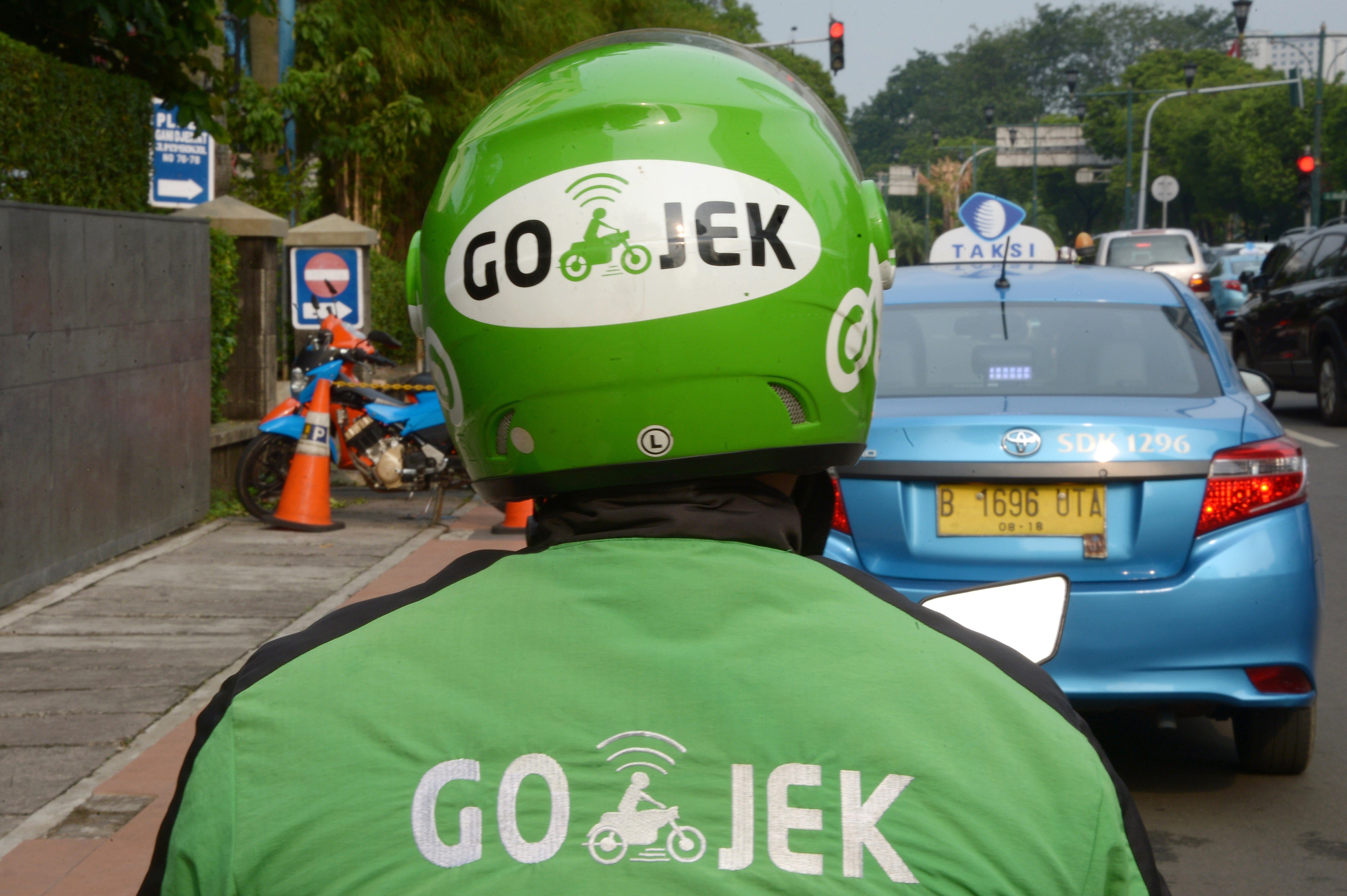 Gojek’s impending entry into Malaysia will likely pose the biggest challenge to Grab, which took the lion’s share of the nation’s e-hailing market after it bought Uber’s operations in Southeast Asia last year. photo: AFP