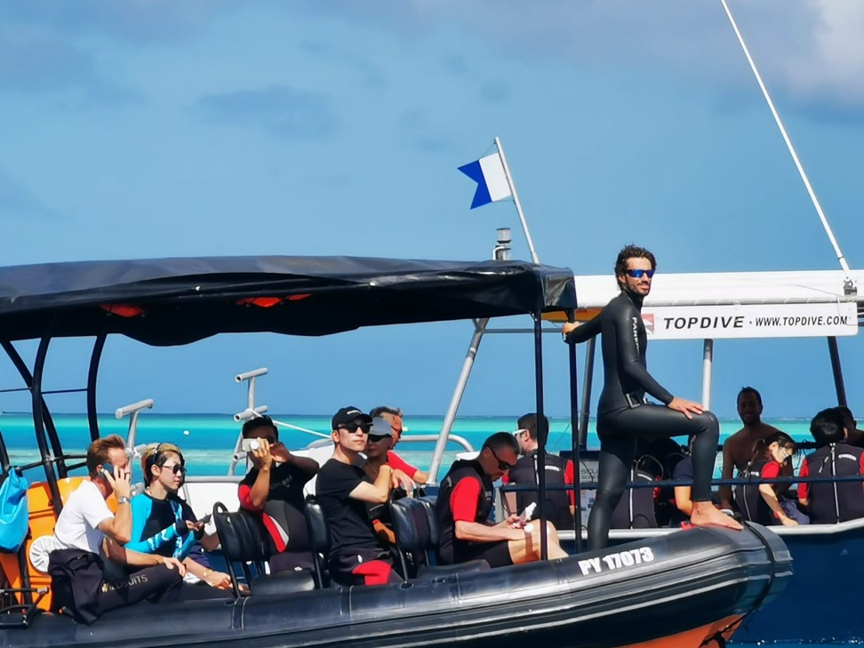 Néry goes on diving trips with tourists.