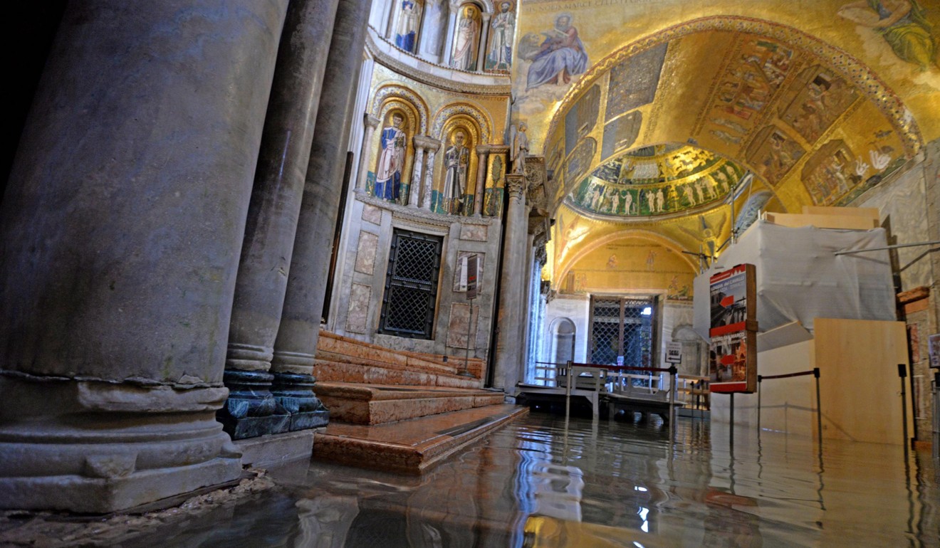 Фото поликлиник венеции изнутри Venice 'on its knees' after worst flooding in more than 50 years South China Mor
