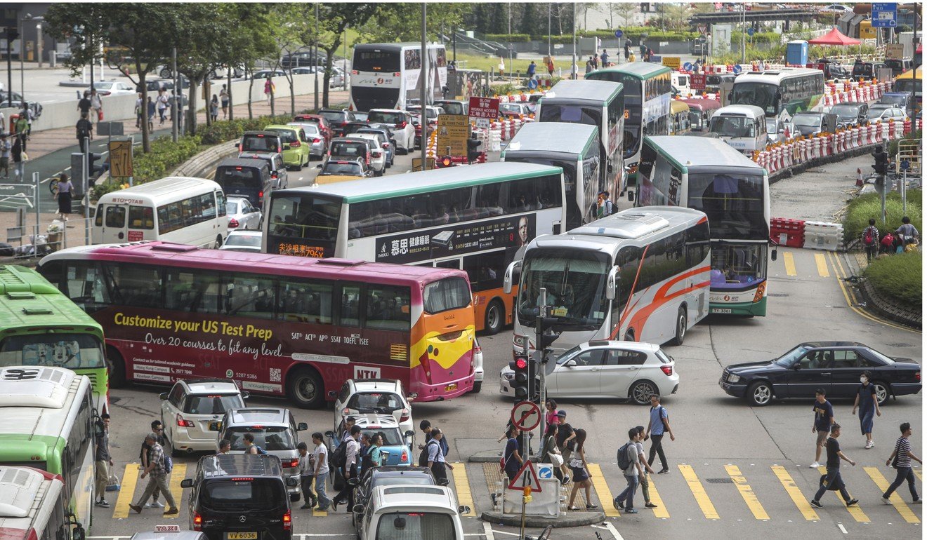 Gridlock is created on a junction in Tseung Kwan O after traffic lights are vandalised. Photo: Winson Wong