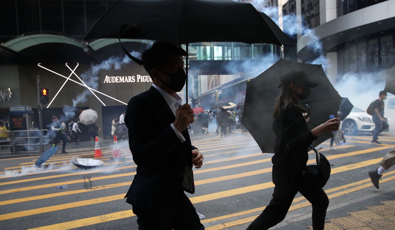 Chris Tang finds it worrying that people only point fingers at police, but turn a blind eye to mob violence. Photo: Winson Wong