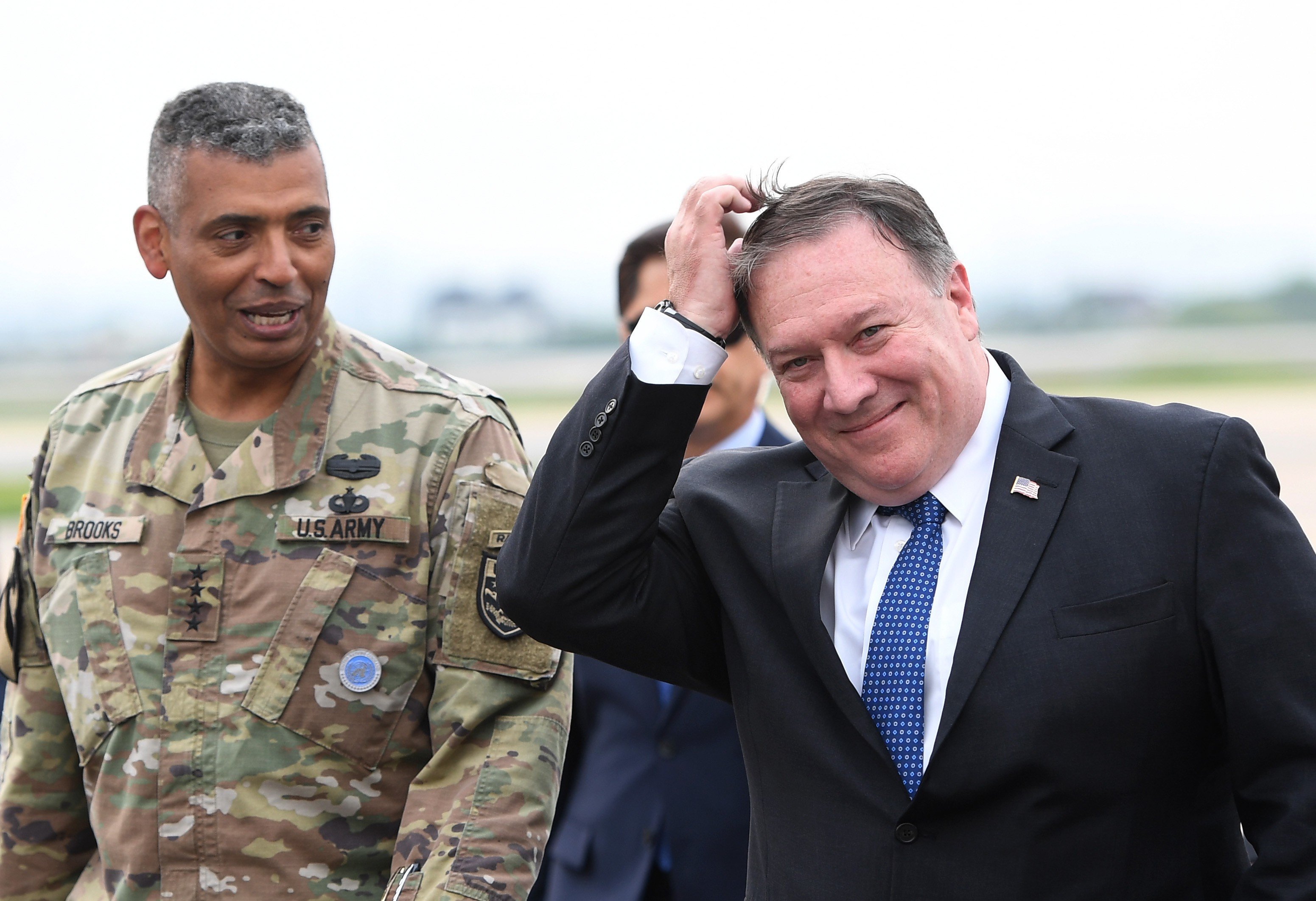 US Army general Vincent Brooks (left), at the time commander of United States Forces Korea, with US Secretary of State Mike Pompeo in Pyeongtaek, South Korea, last year. Photo: AFP