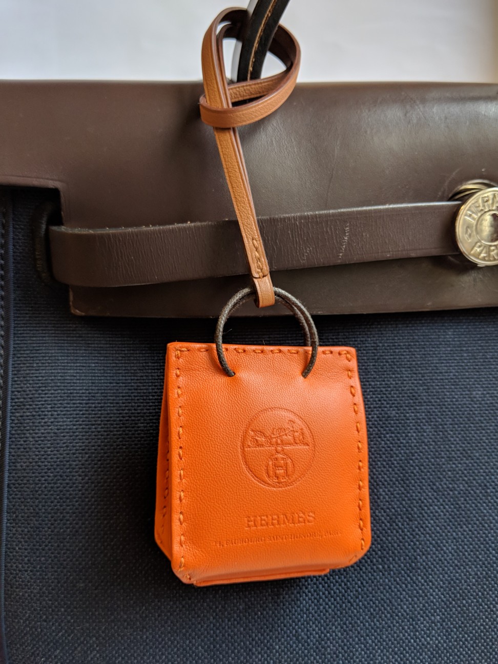 Hermes Kelly Twilly - 18 For Sale on 1stDibs