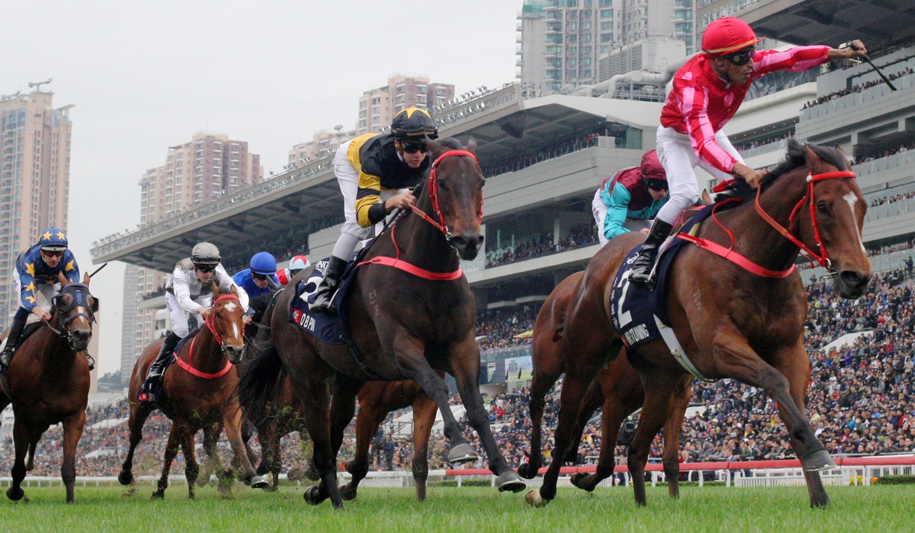 Karis Teetan salutes as Mr Stunning wins the 2018 Hong Kong Sprint.