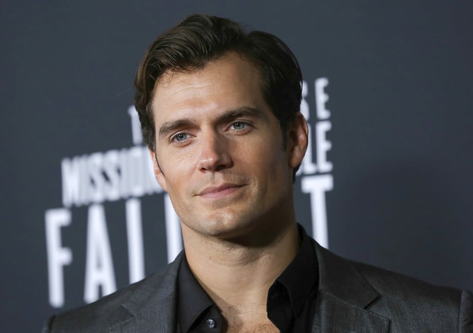 Henry Cavill, que vive o Super-Homem, vai protagonizar The Witcher na  Netflix