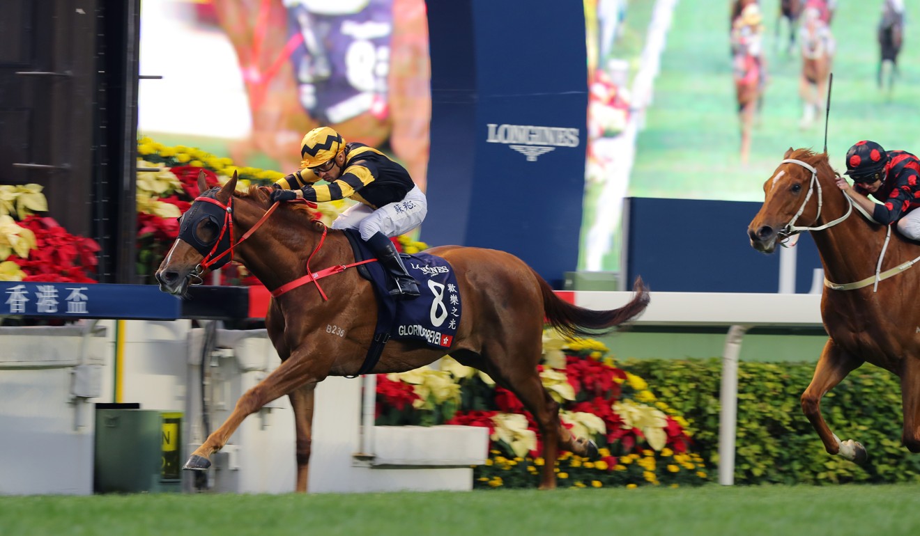 Silvestre de Sousa wins the 2018 Hong Kong Cup on Glorious Forever.