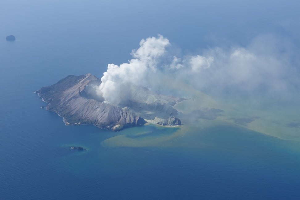 White Island eruption: New Zealand doctors work around the clock to ...