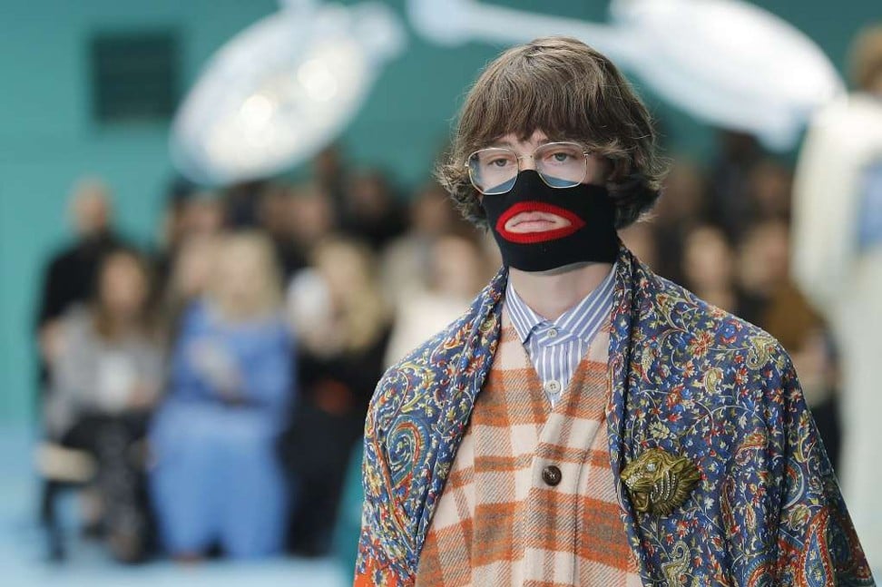 Burberry 2025 scarf noose