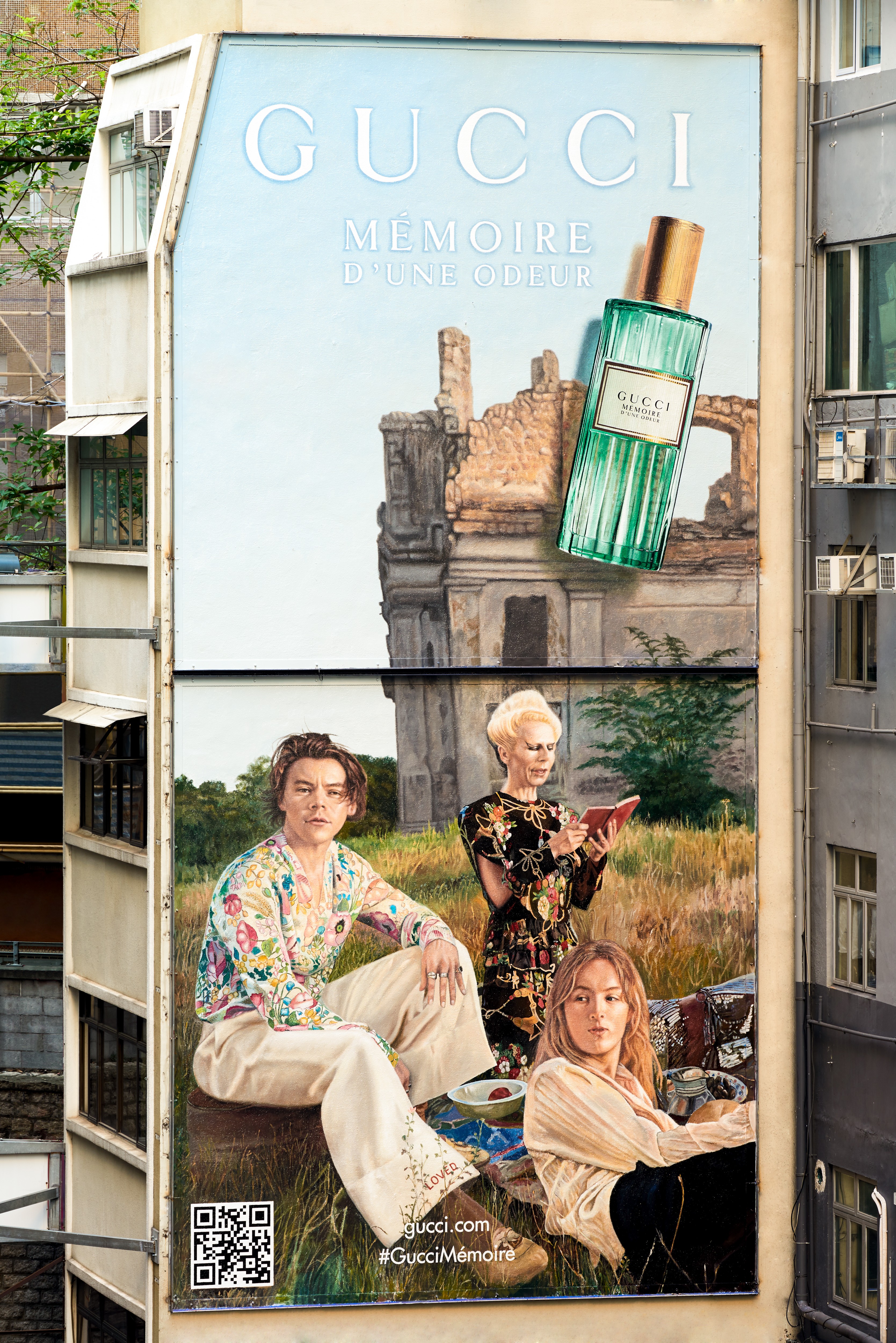Gucci’s new Art Wall treatment has appeared on Hong Kong’s D’Aguilar Street – starring an eccentric cast of models, musicians and artists, including singer Harry Styles. Photos: Gucci