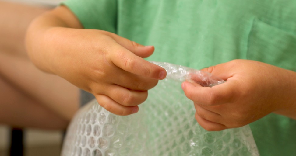 Some children might like containers or bubble wrap better than the gifts themselves. Photo: Shutterstock