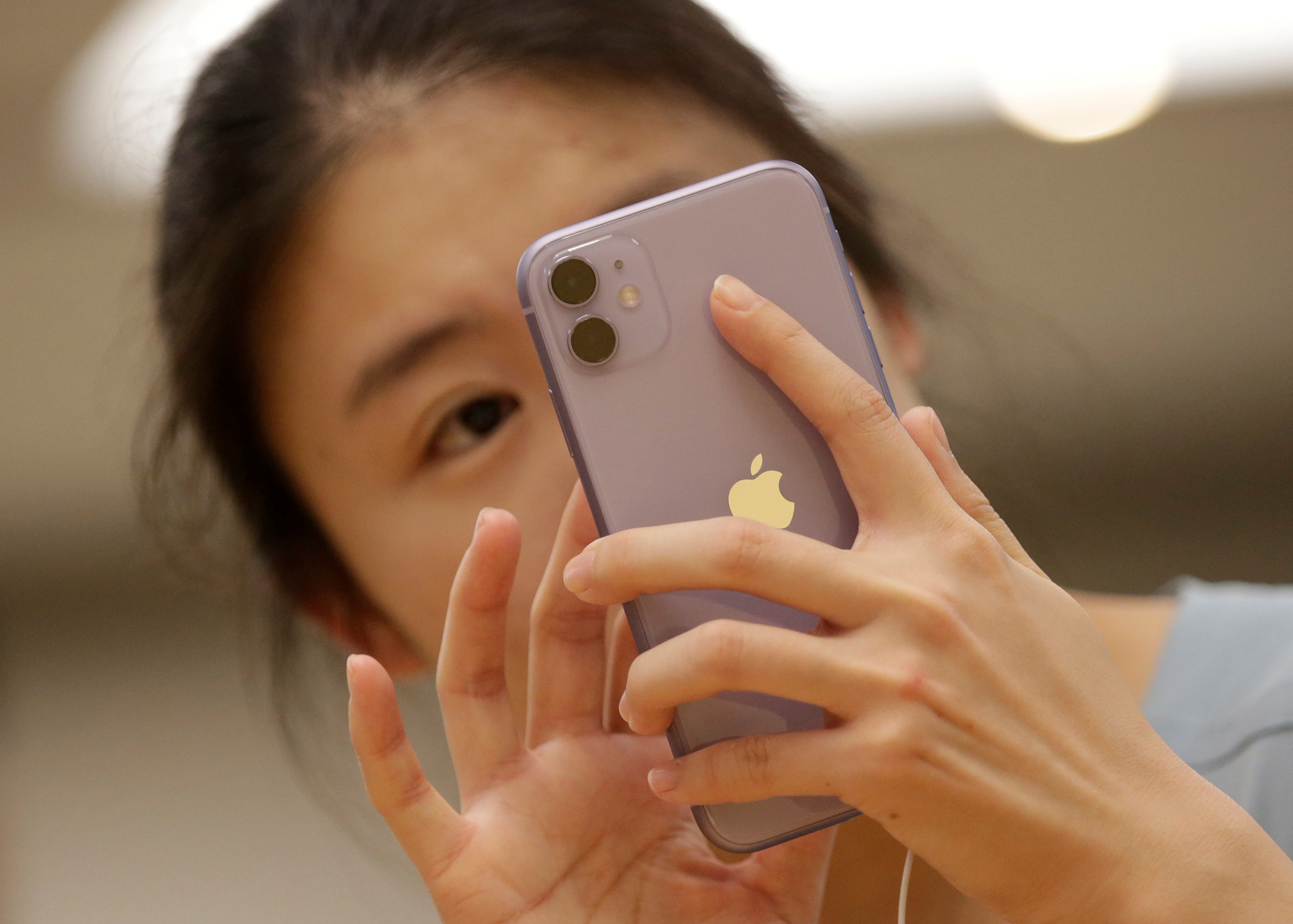 Apple takes two thirds of the pie in global smartphone profits with only 12  per cent market share, says report | South China Morning Post