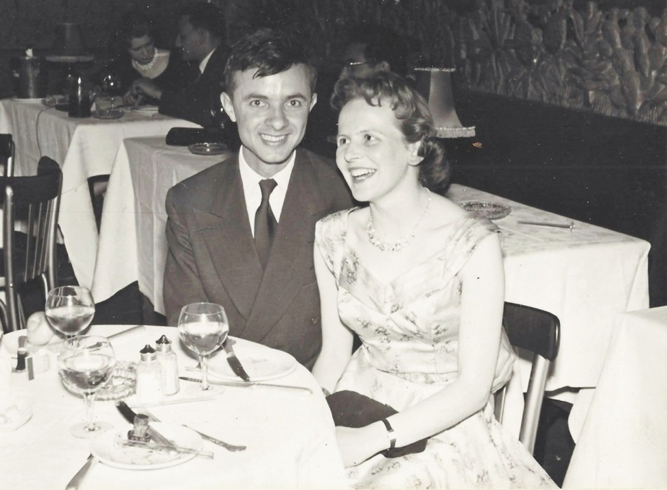 Tatz with his wife, Eilish, at London’s Veeraswamy restaurant, in 1956. Photo: Bob Tatz