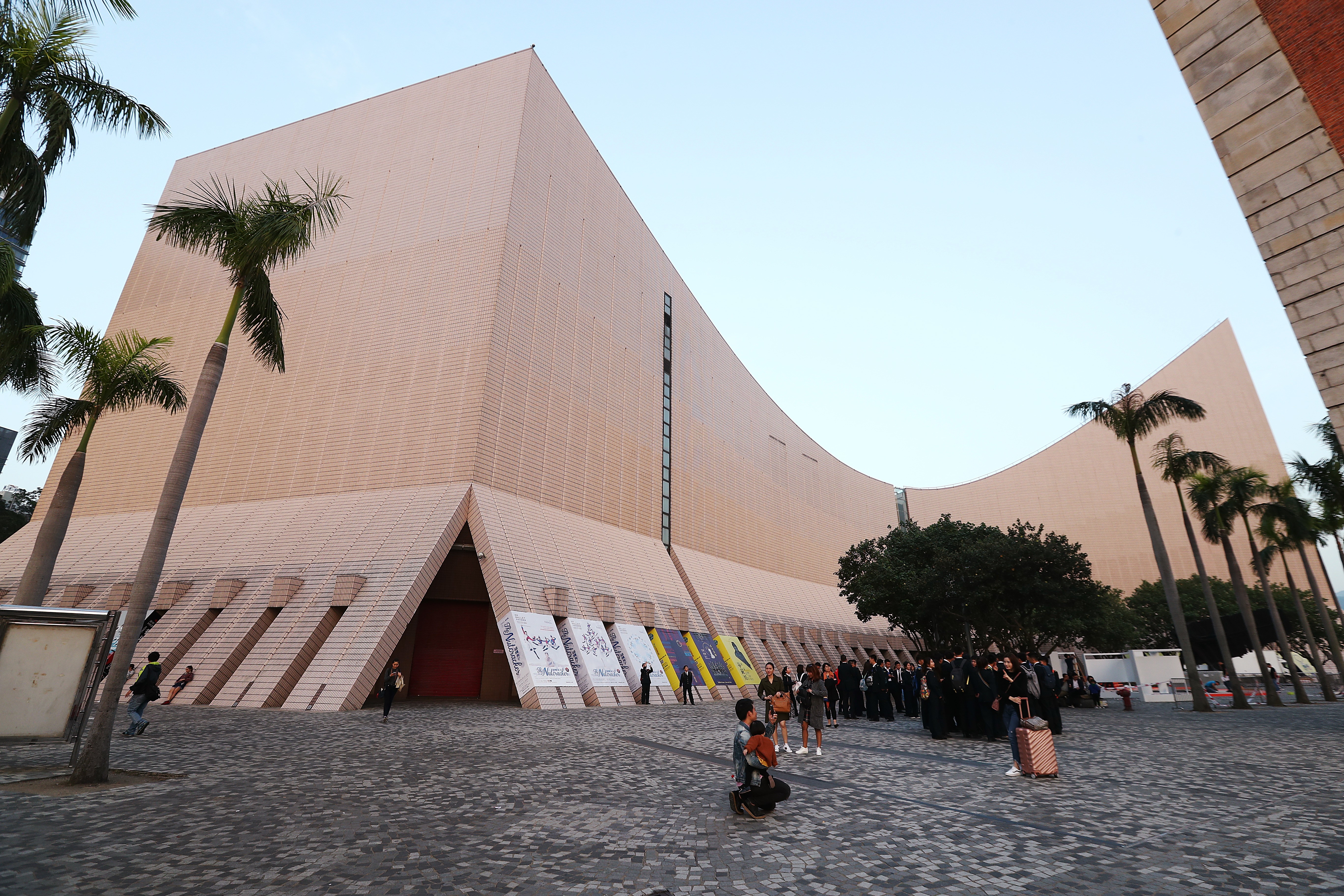 The Hong Kong Cultural Centre, complete with notoriously plain façade. Photo: Nora Tam