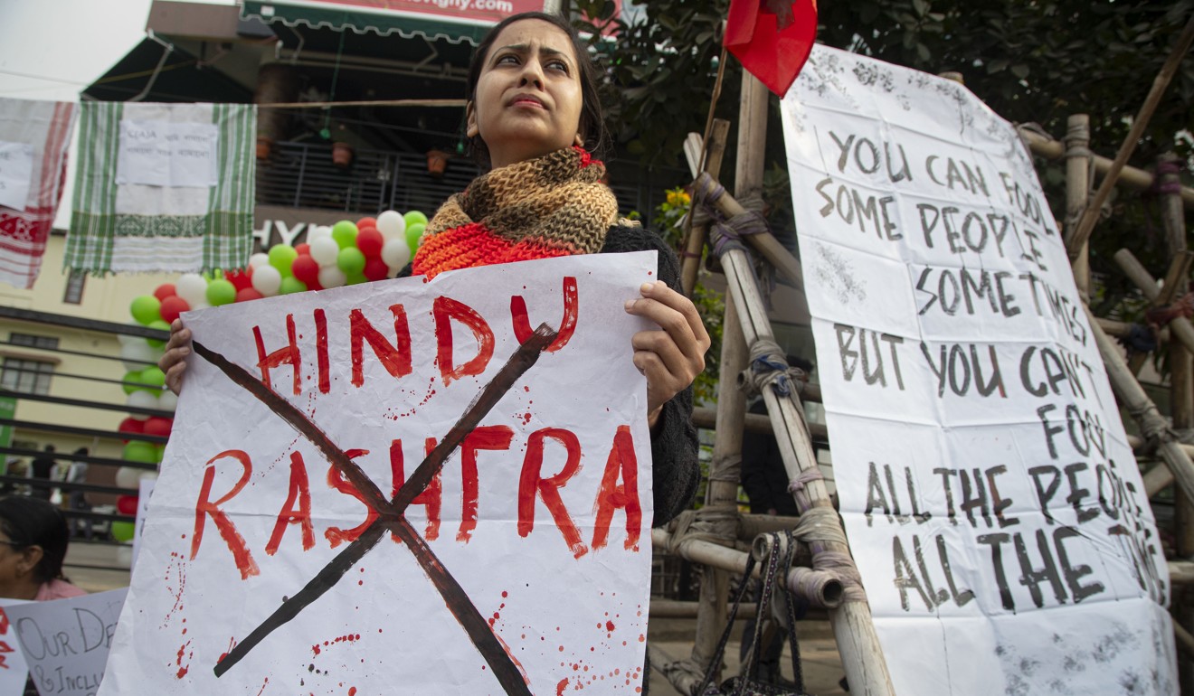 India Protests: Modi Government Cracks Down On Phone, Internet As Death ...