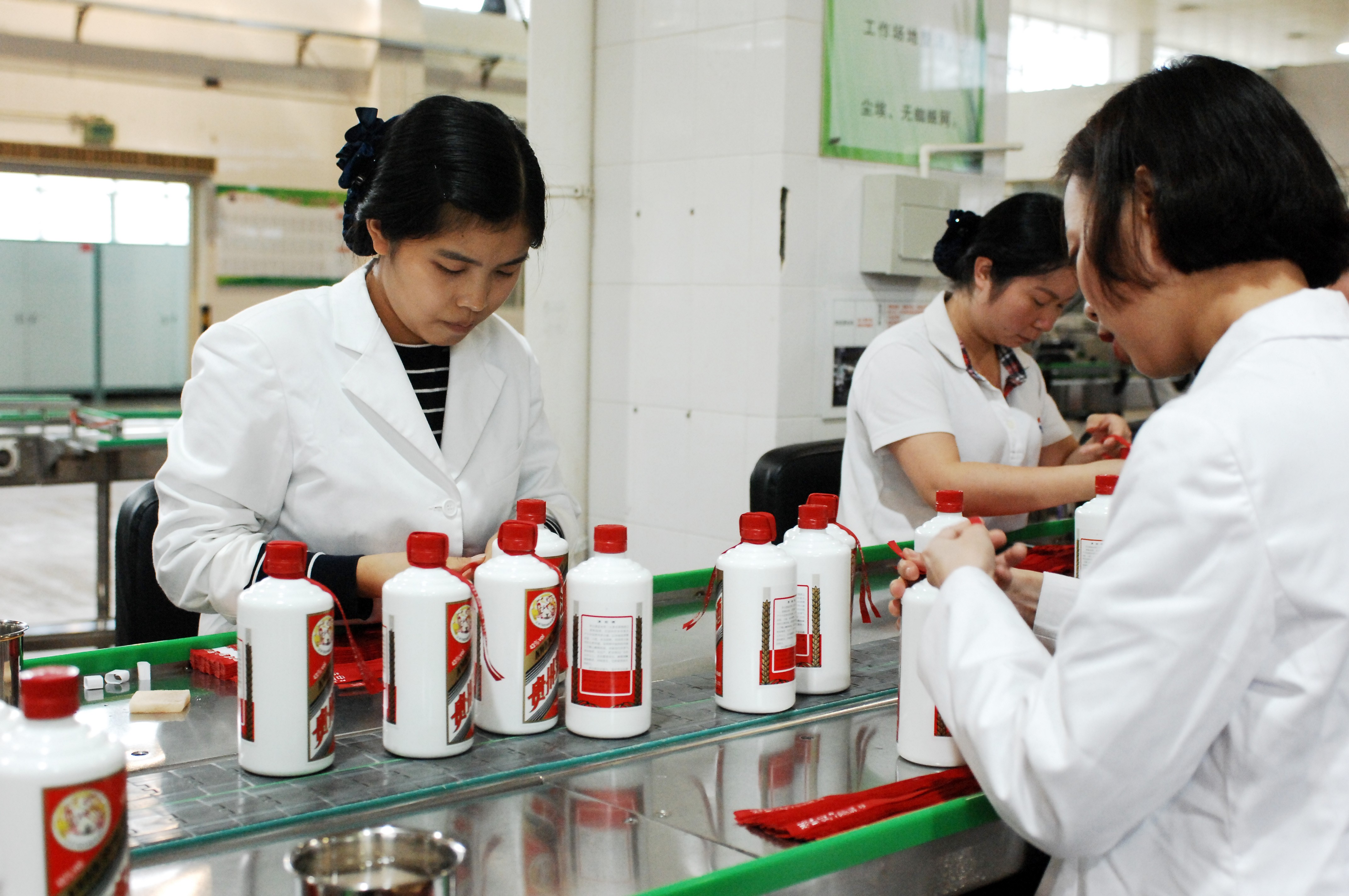 Kweichow Moutai stock has been one of the big winners of 2019. Here, workers package the fiery liquor in Maotai town in the city of Renhuai in southwest China’s Guizhou province. Photo: Xinhua