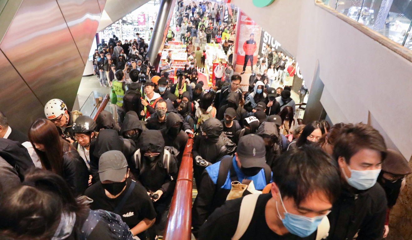 Anti-government protesters in Langham Place in Mong Kok on December 25. Photo: Felix Wong