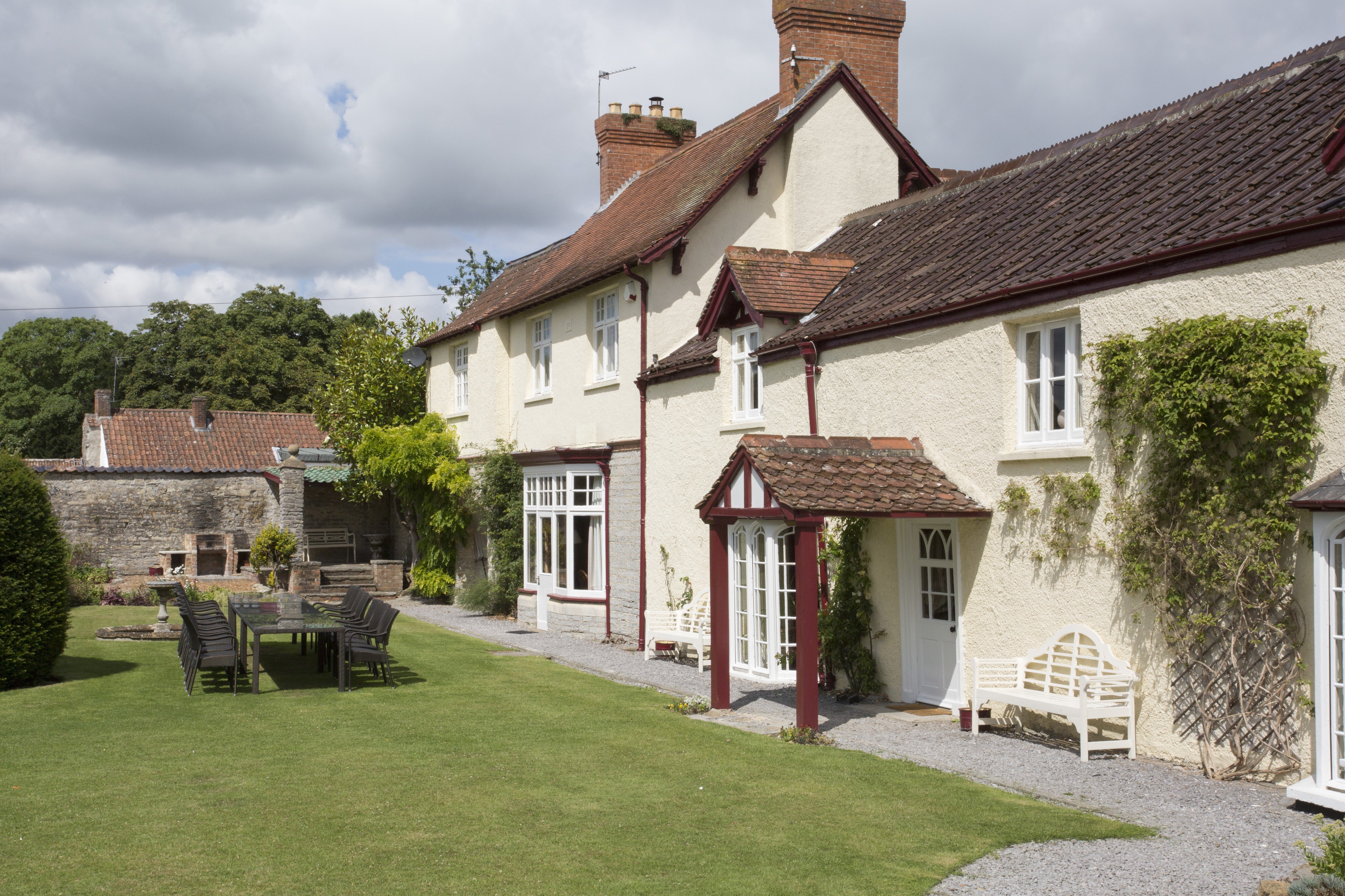 There are growing investment opportunities in the UK’s furnished holiday let (FHL) market for properties such as Cossington Park's Park House. Photo: Premier Cottages
