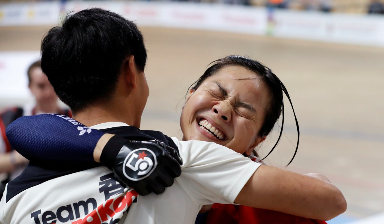 Hong Kong's Sarah Lee Wai Sze celebrates winning the women's sprint gold medal. Photo: Reuters