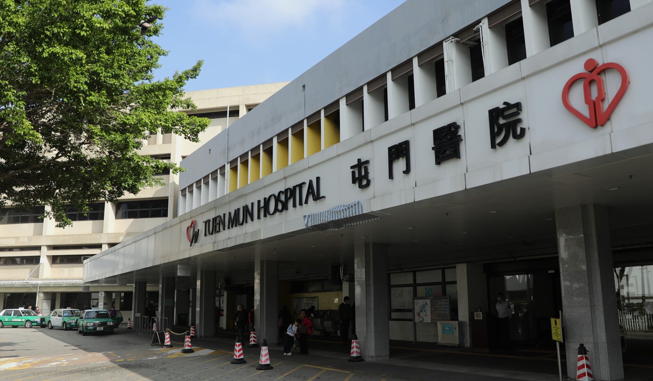 A Hong Kong woman was admitted to Tuen Mun Hospital on her return from Wuhan after displaying symptoms of a respiratory tract infection. Photo: Sam Tsang