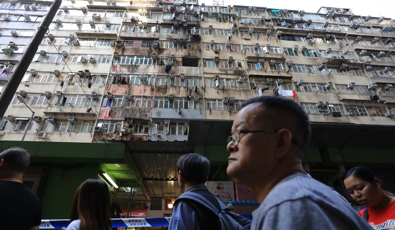 Kitchen fire thought to be behind flat blaze that injures 11 in Hong ...