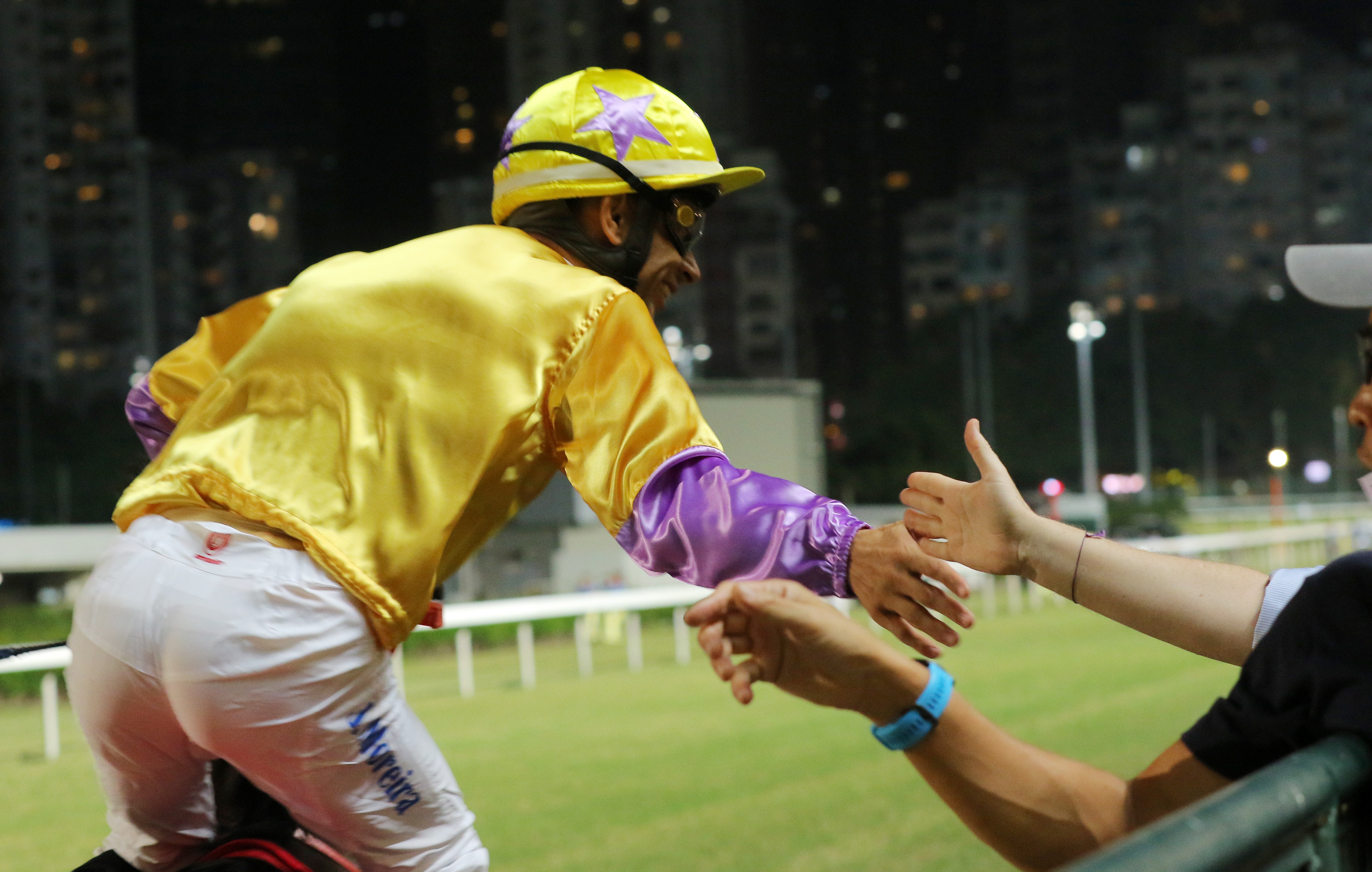 Joao Moreira celebrates with the fans after winning aboard Playa Del Puente earlier this season. Photos: Kenneth Chan