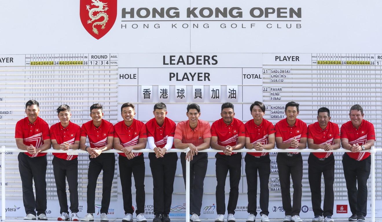 Gary Gilchrist (right) with the Hong Kong players ahead of the Hong Kong Open. Photo: SCMP/Xiaomei Chen