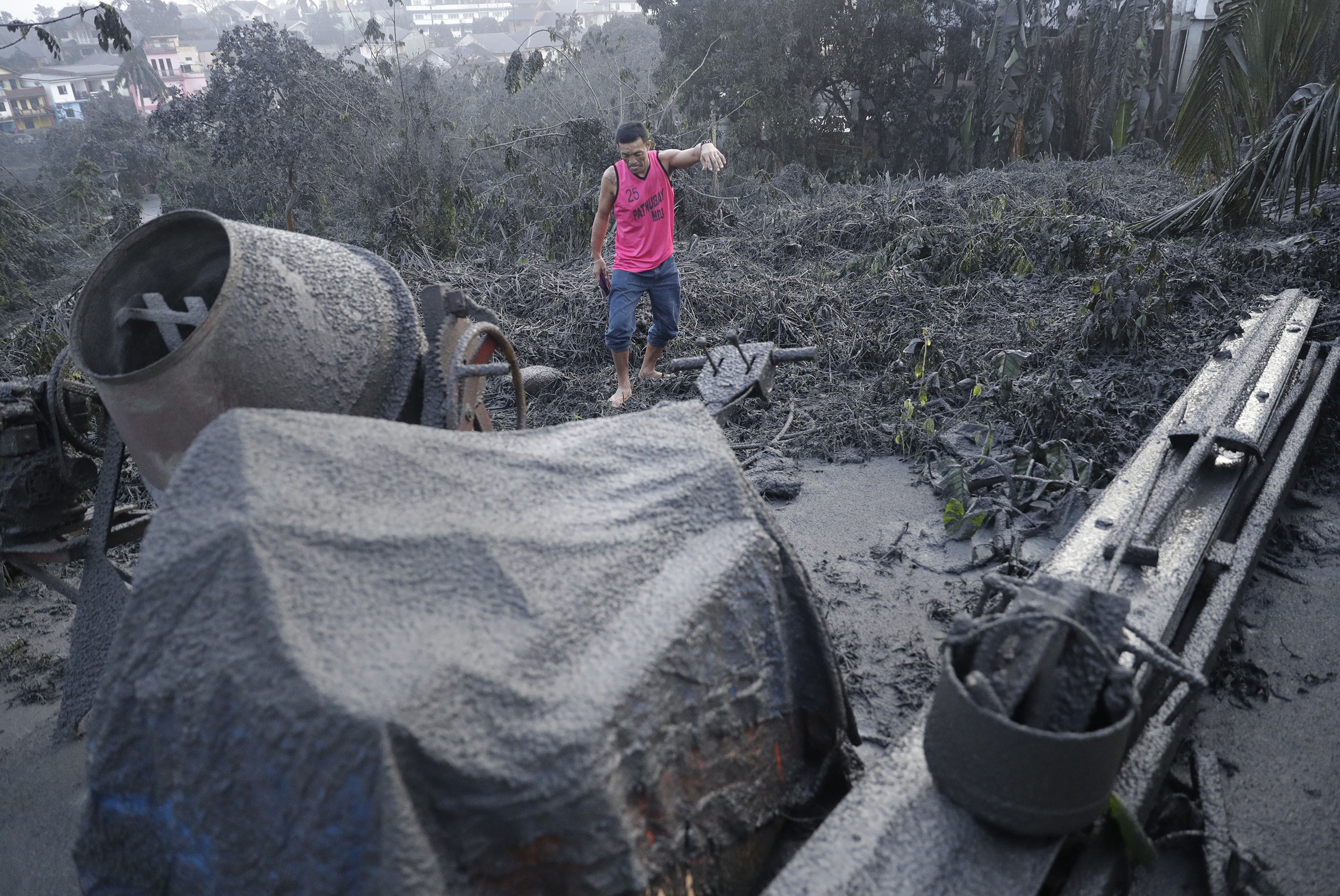 Philippines Taal Volcano Eruption Triggers Dozens Of Quakes And Mass Evacuation Garner Ted 9094