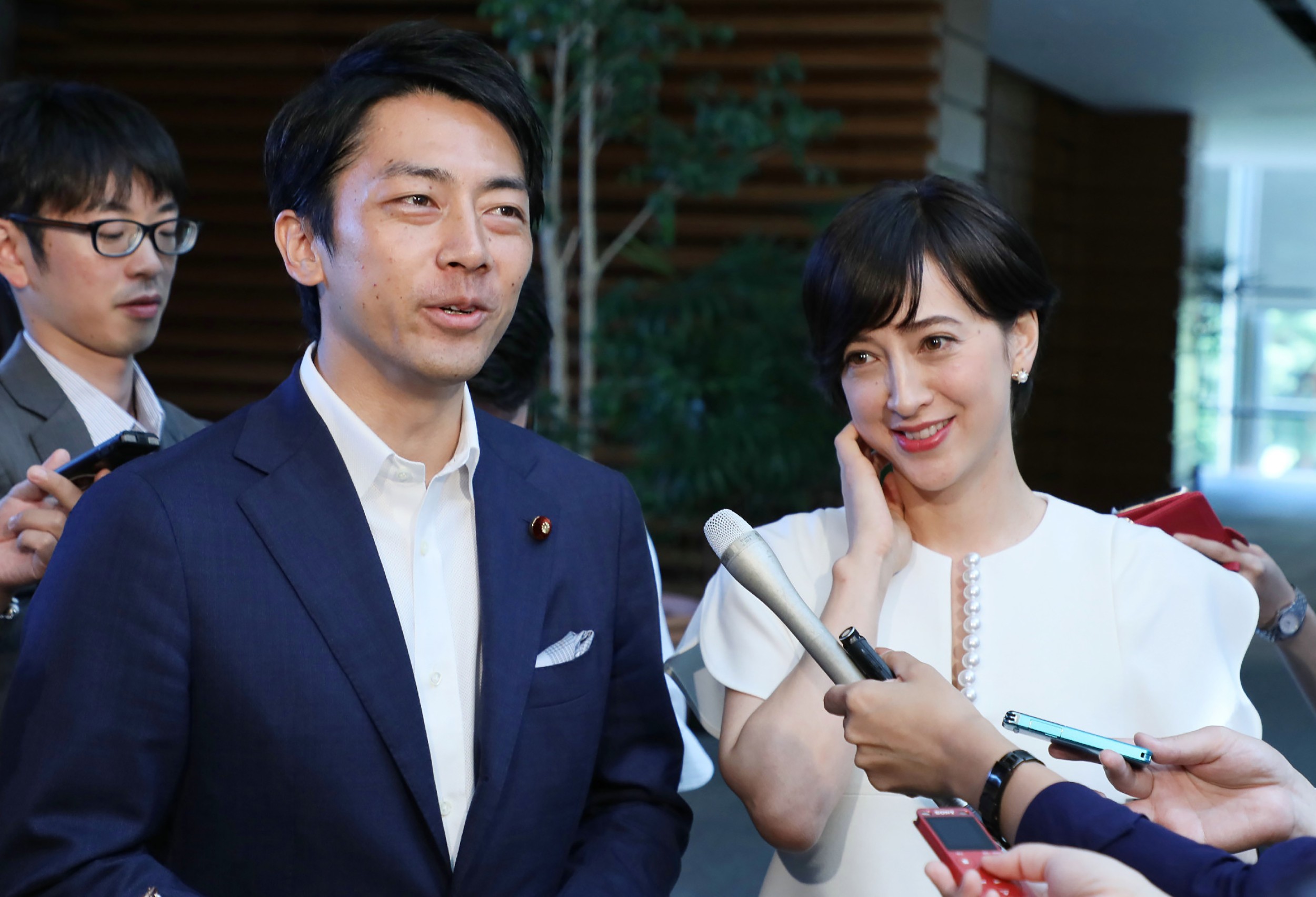 Japanese politician Shinjiro Koizumi becomes a dad, makes waves by