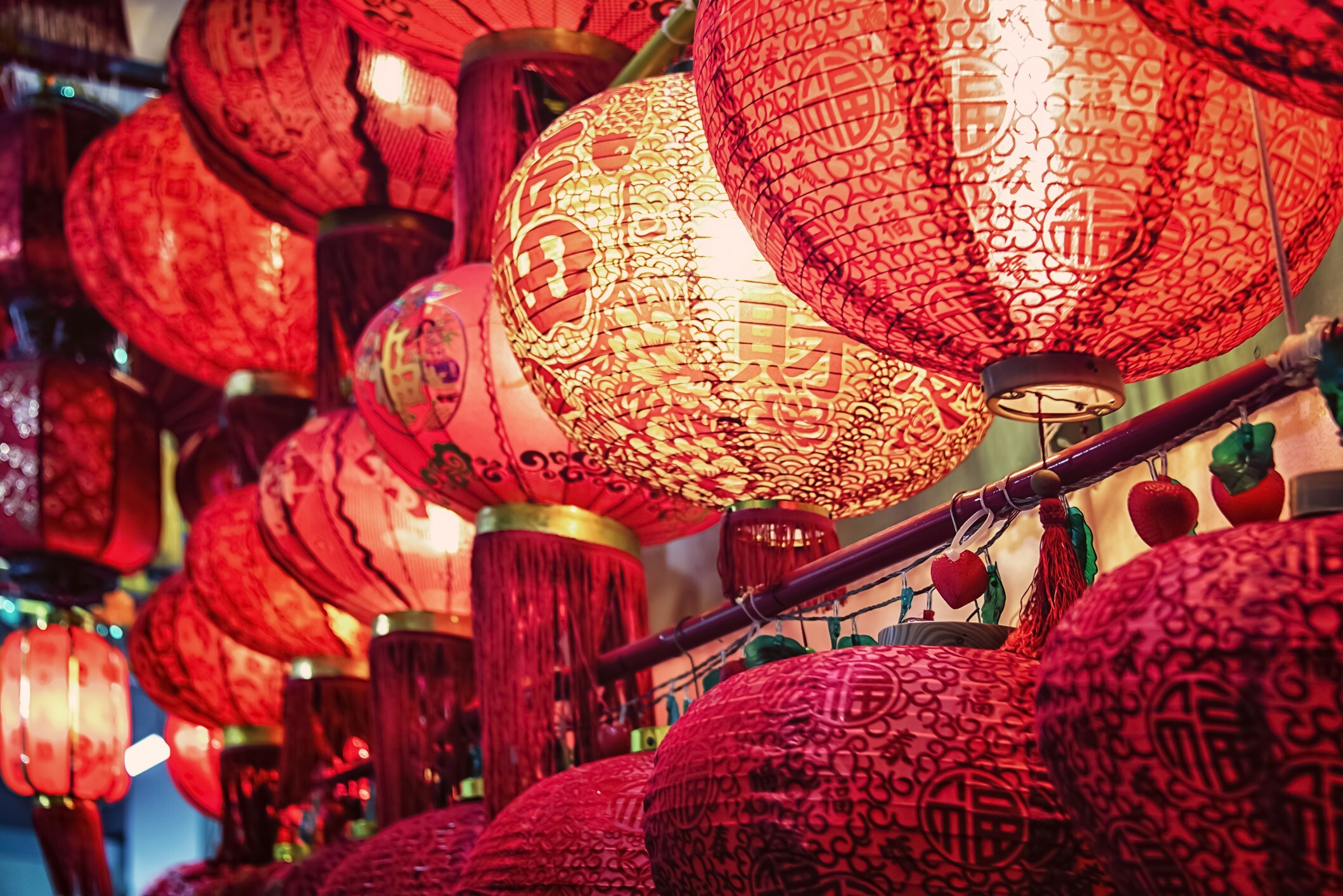 When it comes to Lunar New Year, every home needs some big red balls