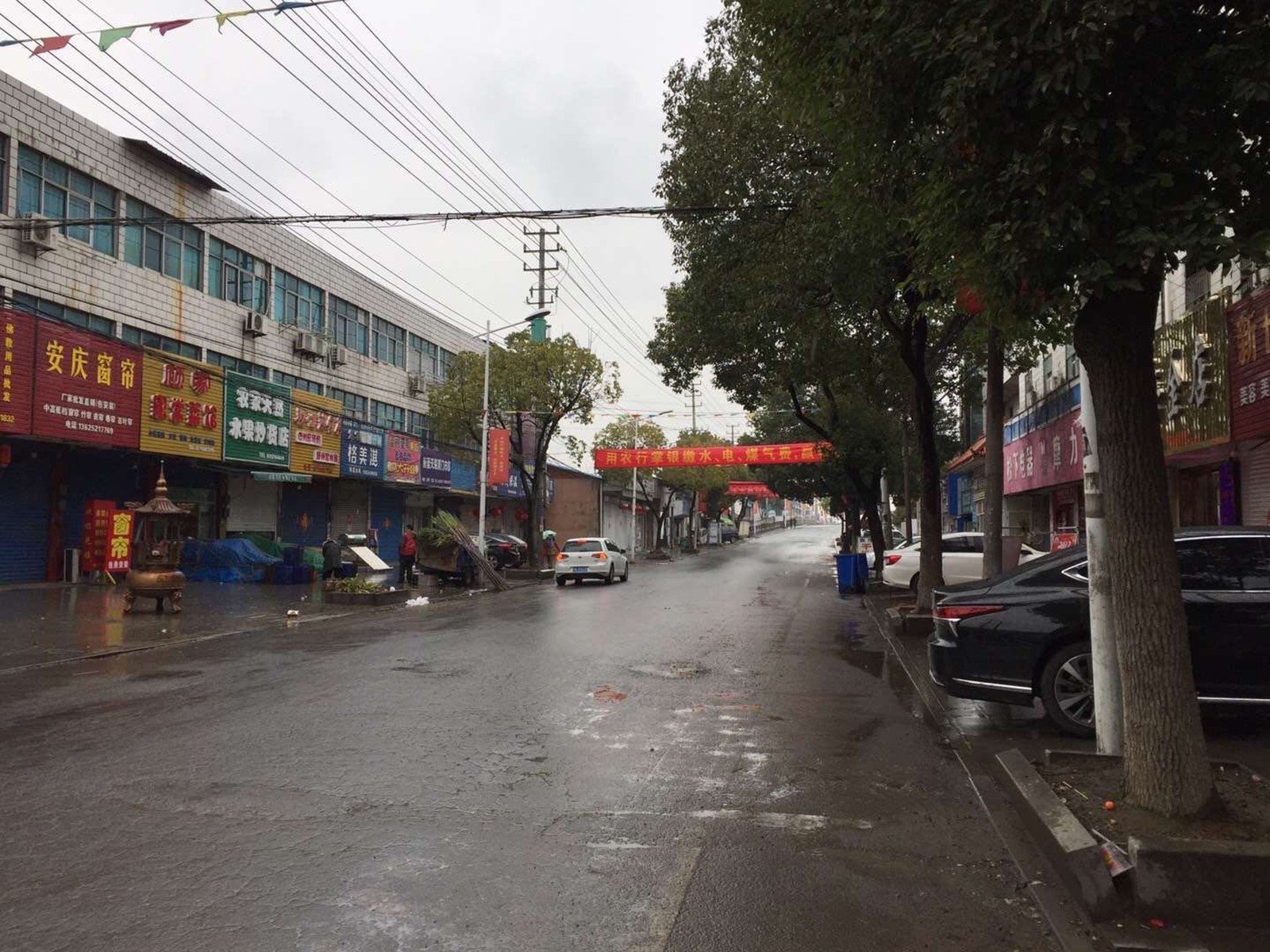 The streets of Dinggou in Jiangsu province are deserted over the festive season. Photo: Weibo