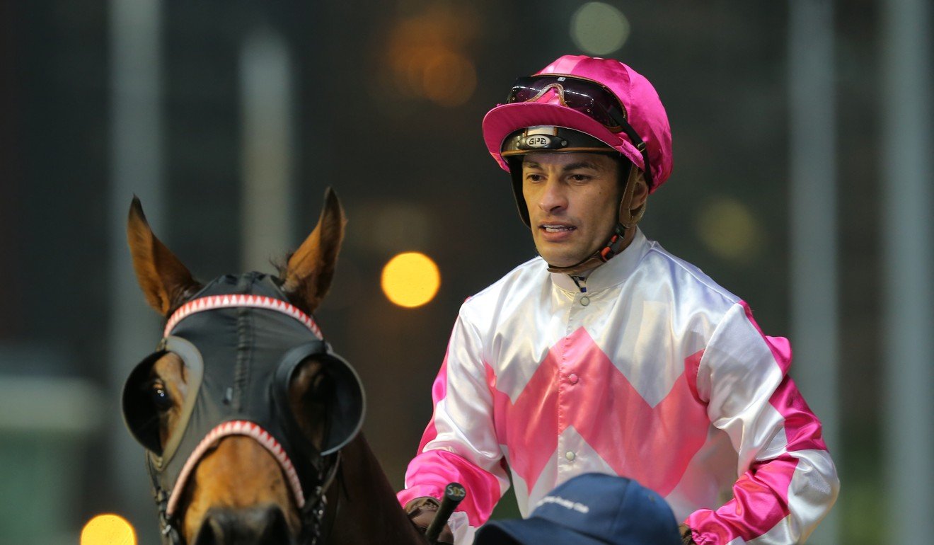 Silvestre de Sousa rides a winner at Happy Valley.