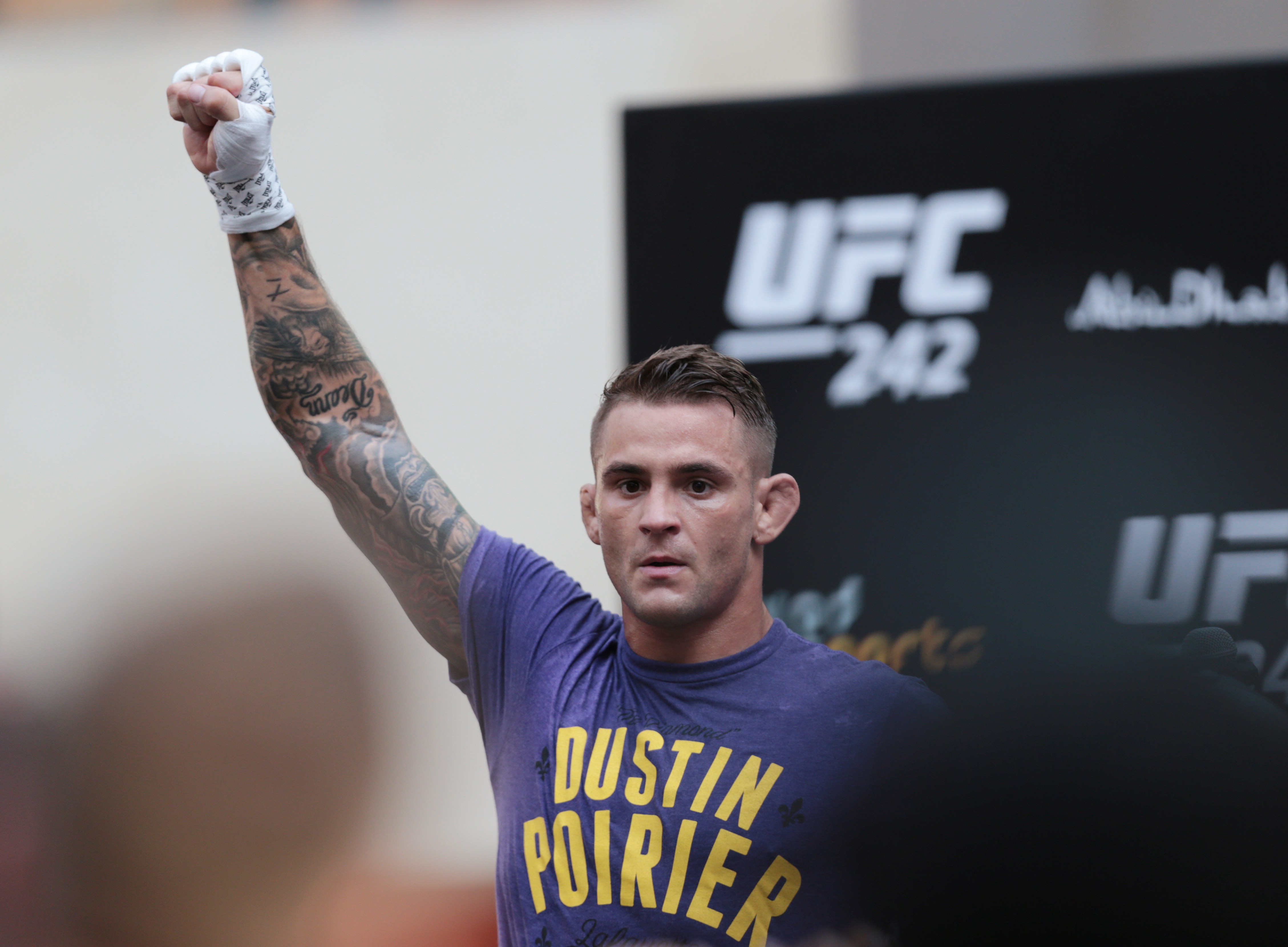 Dustin Poirier trains ahead of his lightweight title unification fight against Khabib Nurmagomedov in 2019. Photo: Reuters