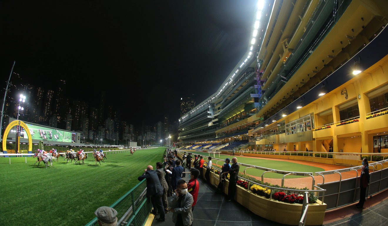 Bulb Elite wins the second race in front of the empty stands at Happy Valley.