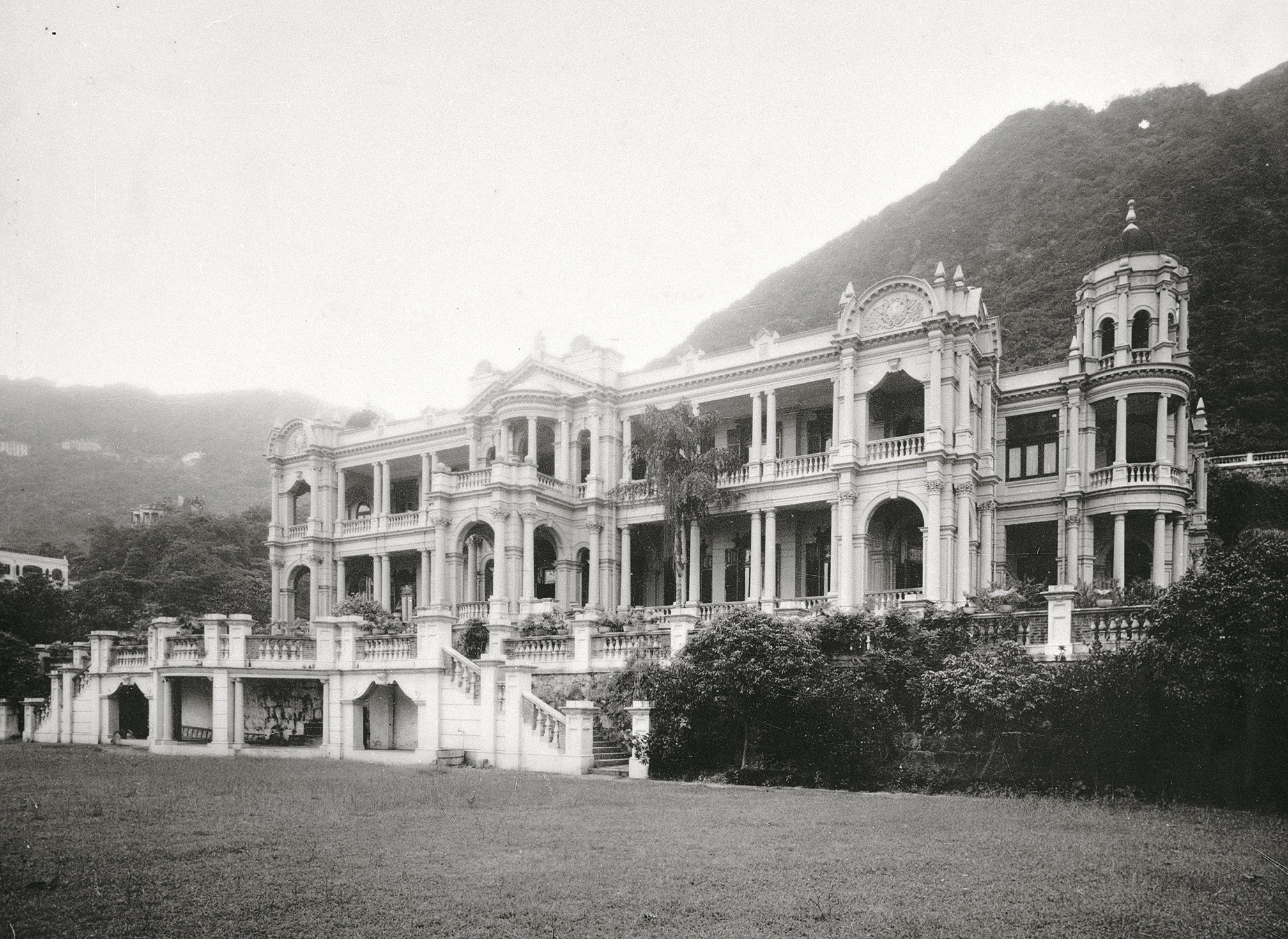 The palatial Marble Hall residence of Sir Paul Chater in Conduit Road, Hong Kong. The late businessman’s unrivalled collection of some 430 works adorned its walls, but following his death in May, 1926, they were bequeathed to the Hong Kong government.