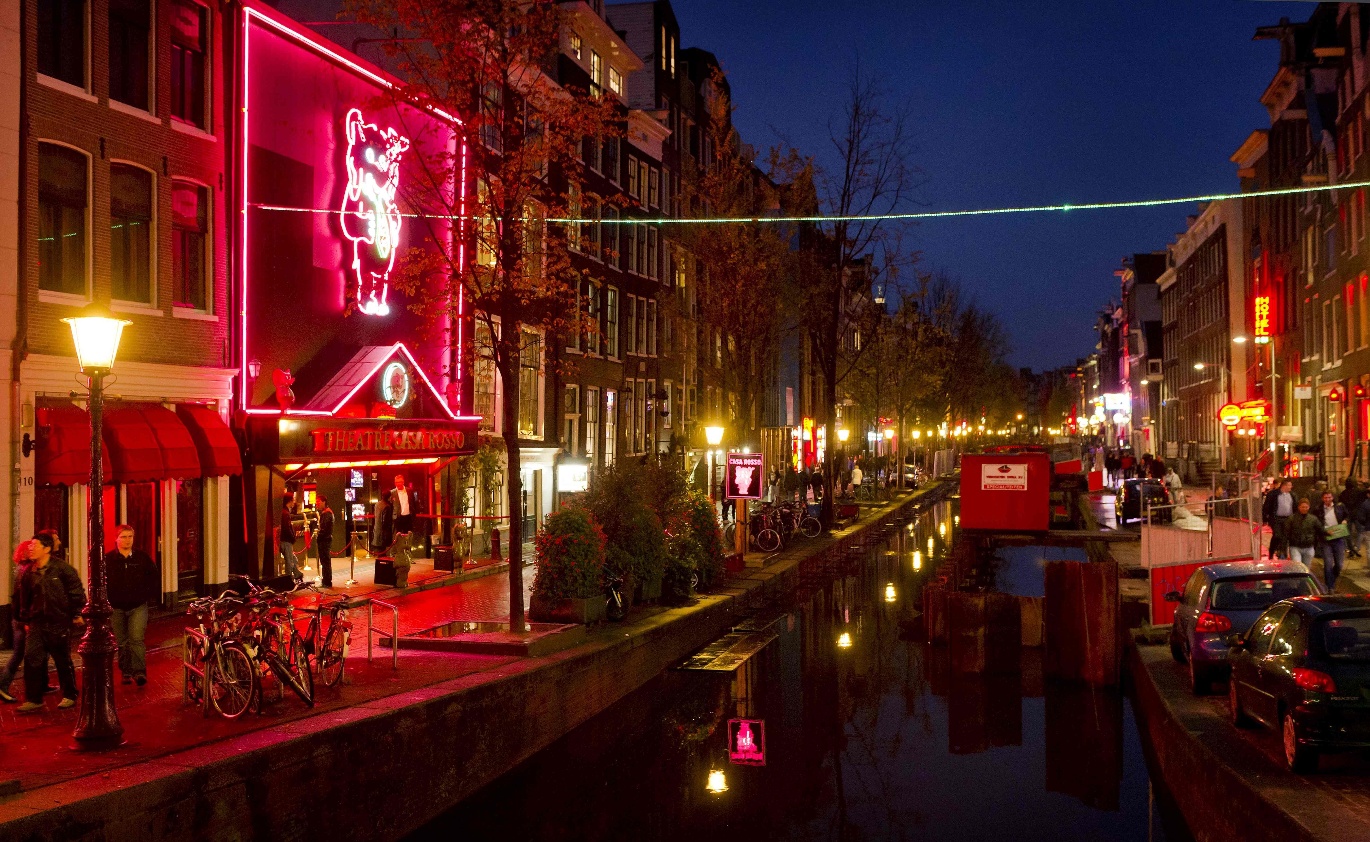 Mince give lindre Amsterdam could move parts of iconic red light district into indoor 'erotic  centre' | South China Morning Post
