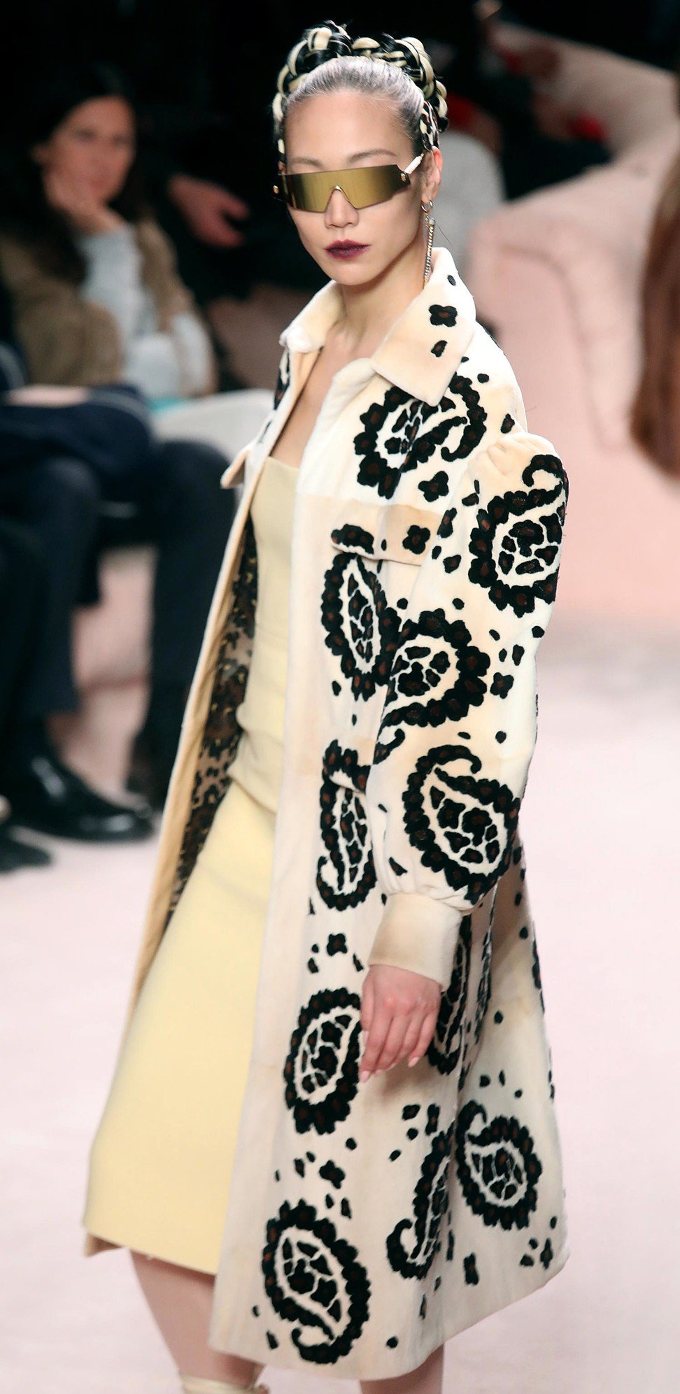 Milan Fashion Week: Gigi Hadid strutted in leather, Kaia Gerber was ...