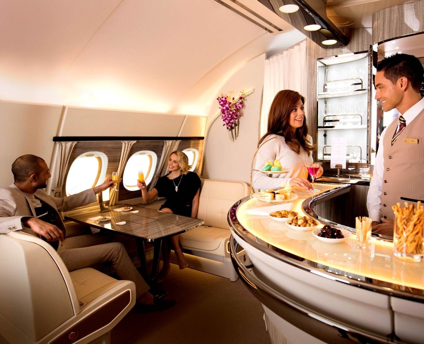 There’s still a bartender on Emirates’ top deck.