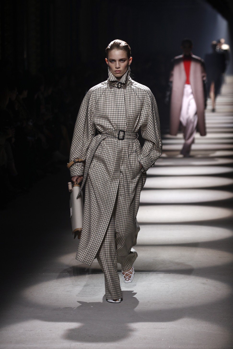 Paris Fashion Week: Stella McCartney turns to animal costumes to ...