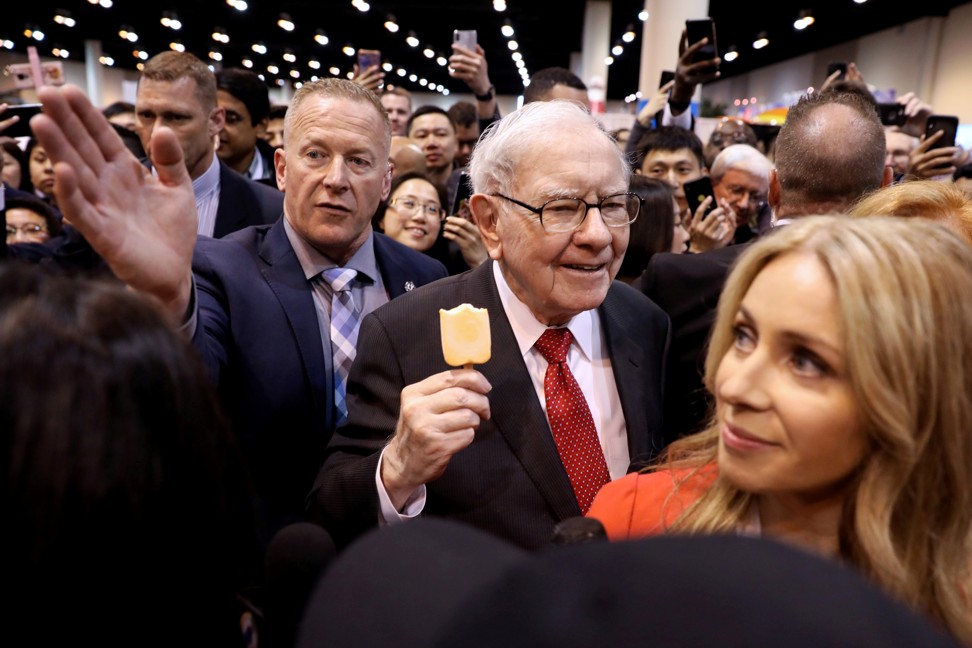 Warren Buffett walks through the exhibition hall as shareholders gather to hear from the billionaire investor at Berkshire Hathaway’s annual shareholder meeting in Omaha, Nebraska on May 4, 2019. Photo: Reuters