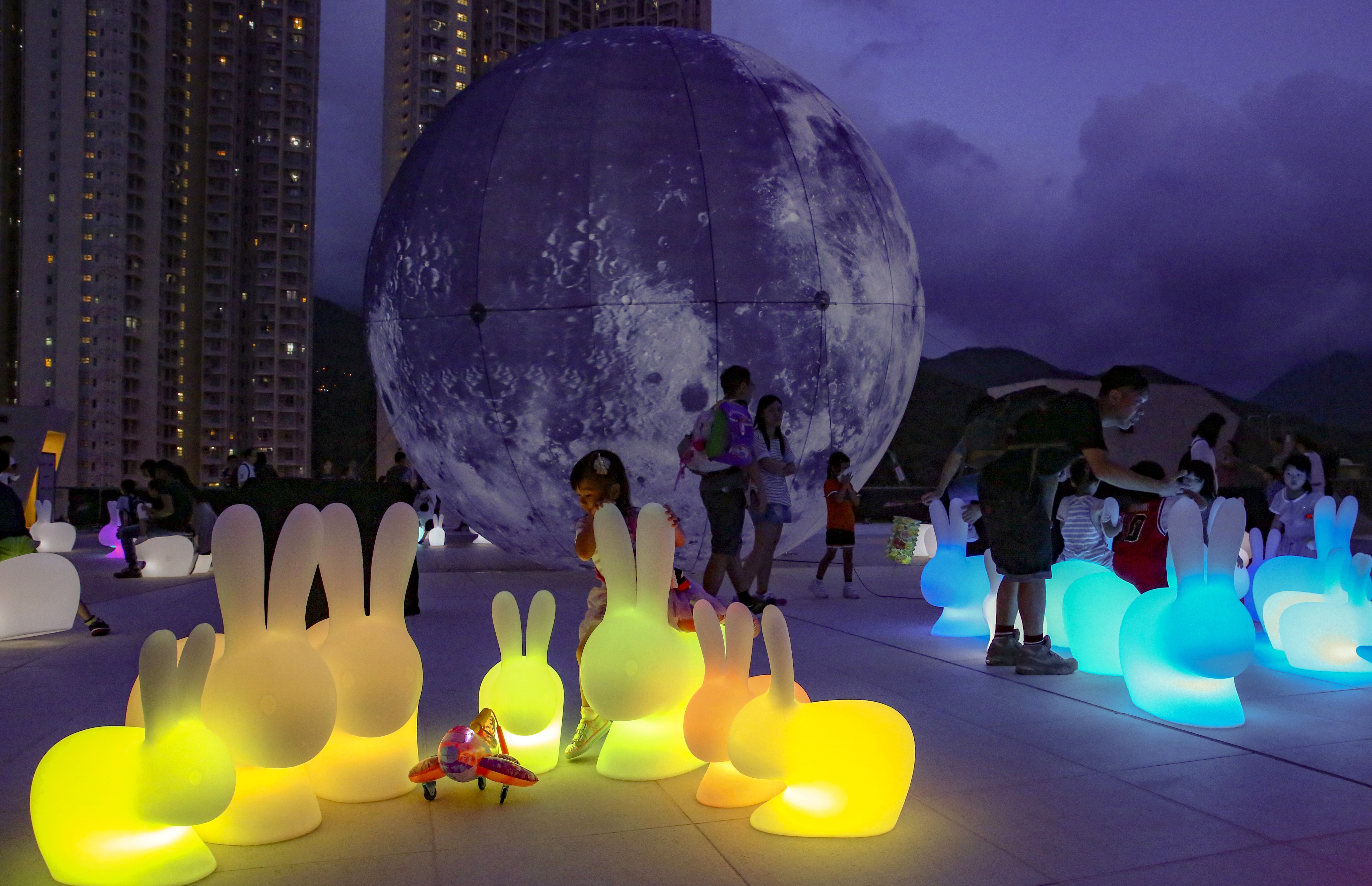 Children play in front of decorations for Mid-Autumn Festival, at Ma On Shan in September 2018. Photo: Edmond So