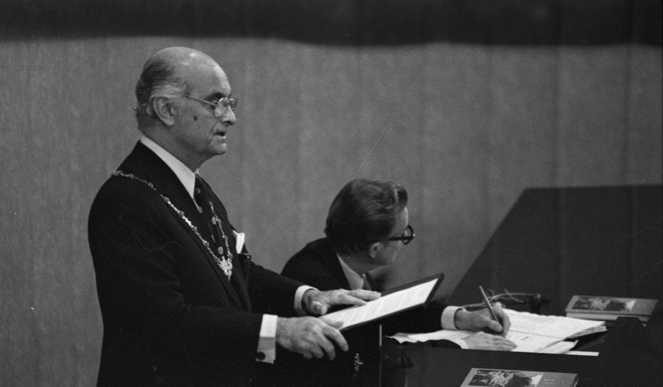 A de O Sales speaking at an UrbCo meeting in 1979 as chairman of the Urban Council. Photo: SCMP