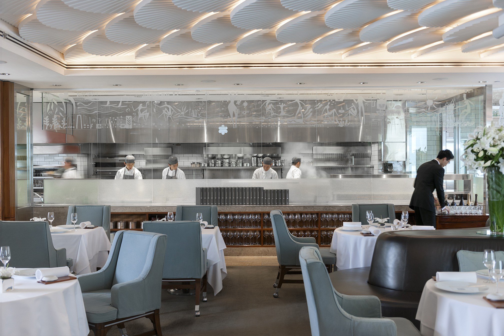 The Mandarin Grill + Bar has a simple decor because the focus is on the food. Photos: handouts