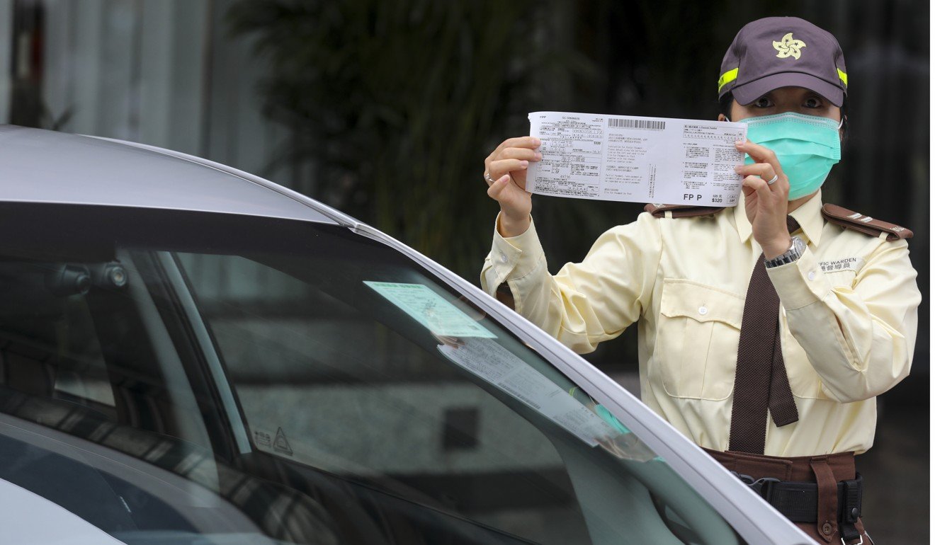 Hong Kong’s traffic wardens given smartphones and portable printers in ...