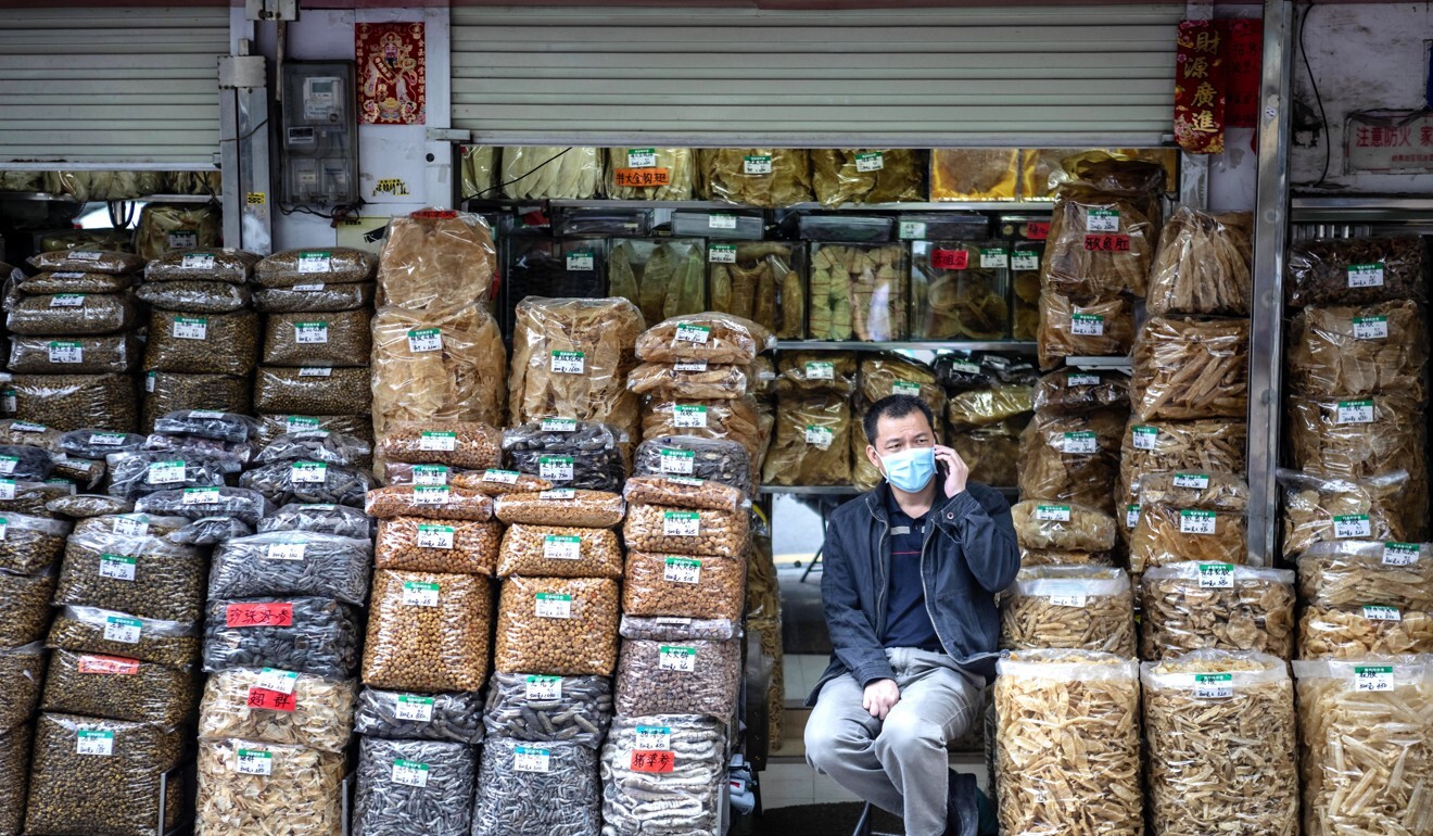 Traditional Chinese medicine supplies on sale in Guangzhou. Photo: EPA-EFE